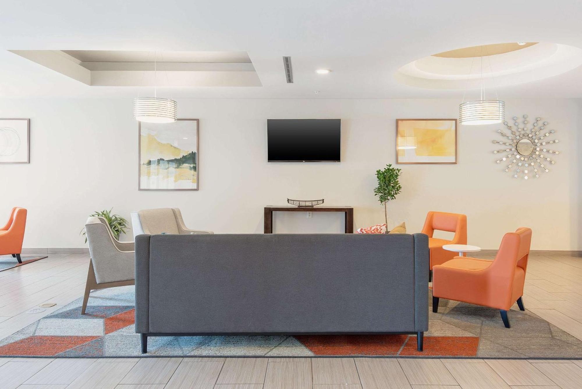 Comfort Suites דנהאם ספרינגס מראה חיצוני תמונה